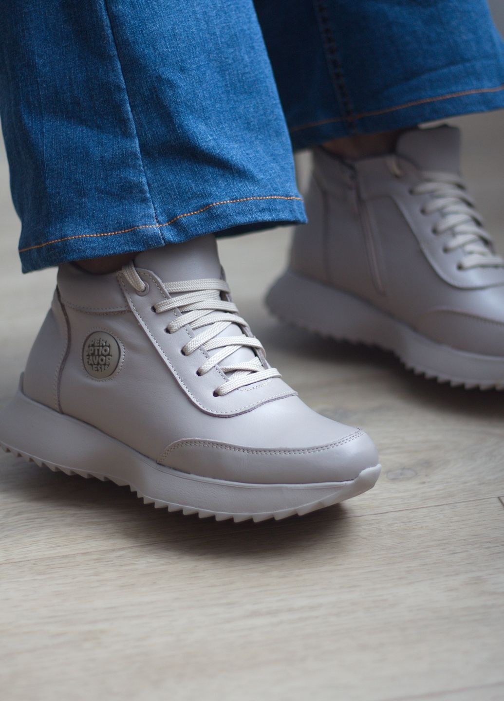 Кроссовки женские осенние из натуральной кожи на байке Zlett 3802 Б бежевые демисезоны (301406922)