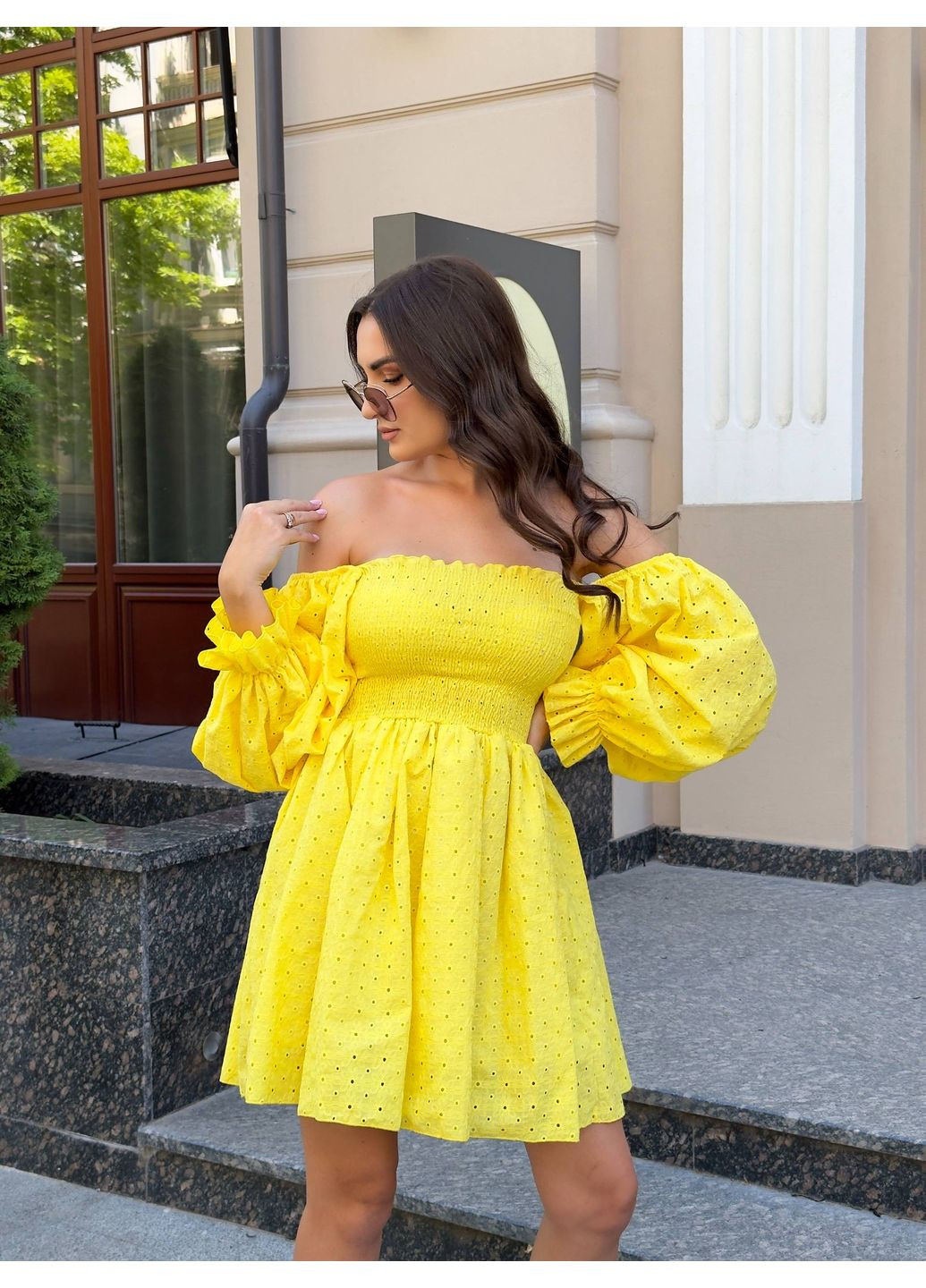 Жовтий кежуал жіноча літня сукня з ніжної бавовняної тканини кльош Україна з квітковим принтом