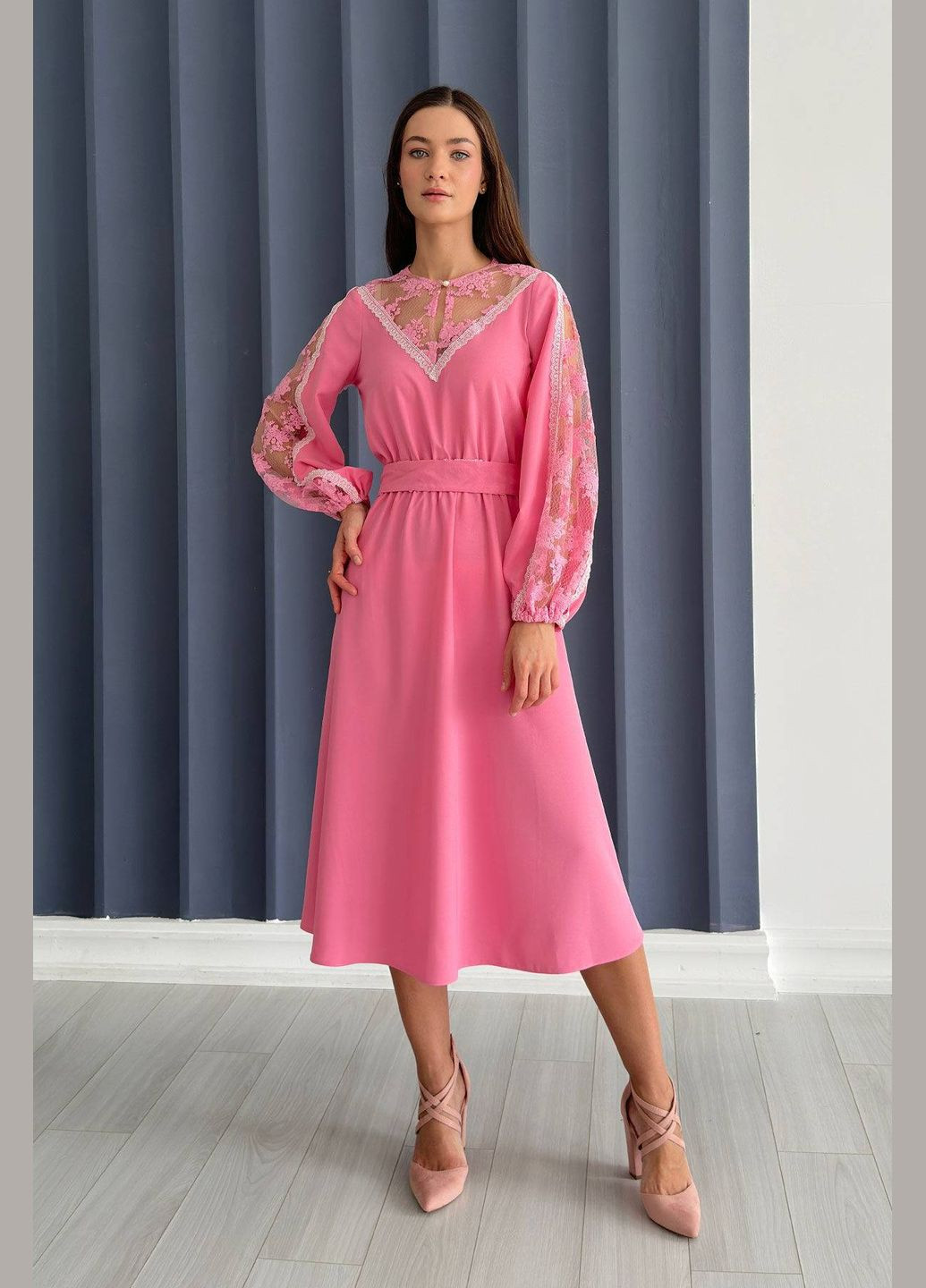Розовое кэжуал платье Nenka