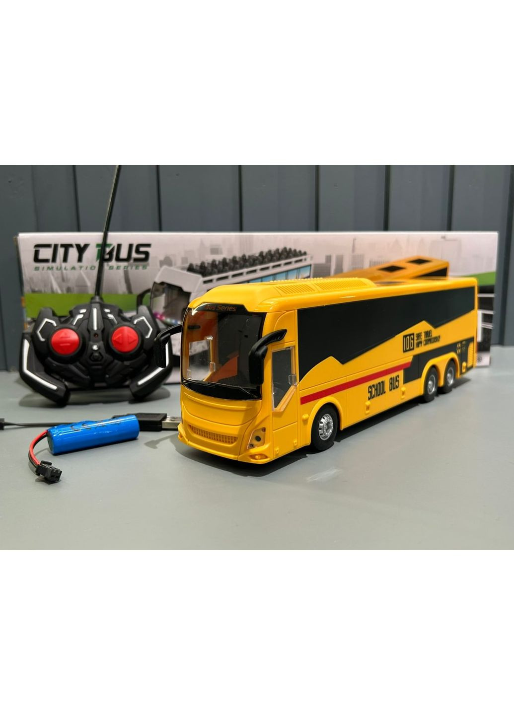 Автобус на радиоуправлении звук резиновые колеса 30 см 1:24 ( 197-3-4) No Brand (369154137)