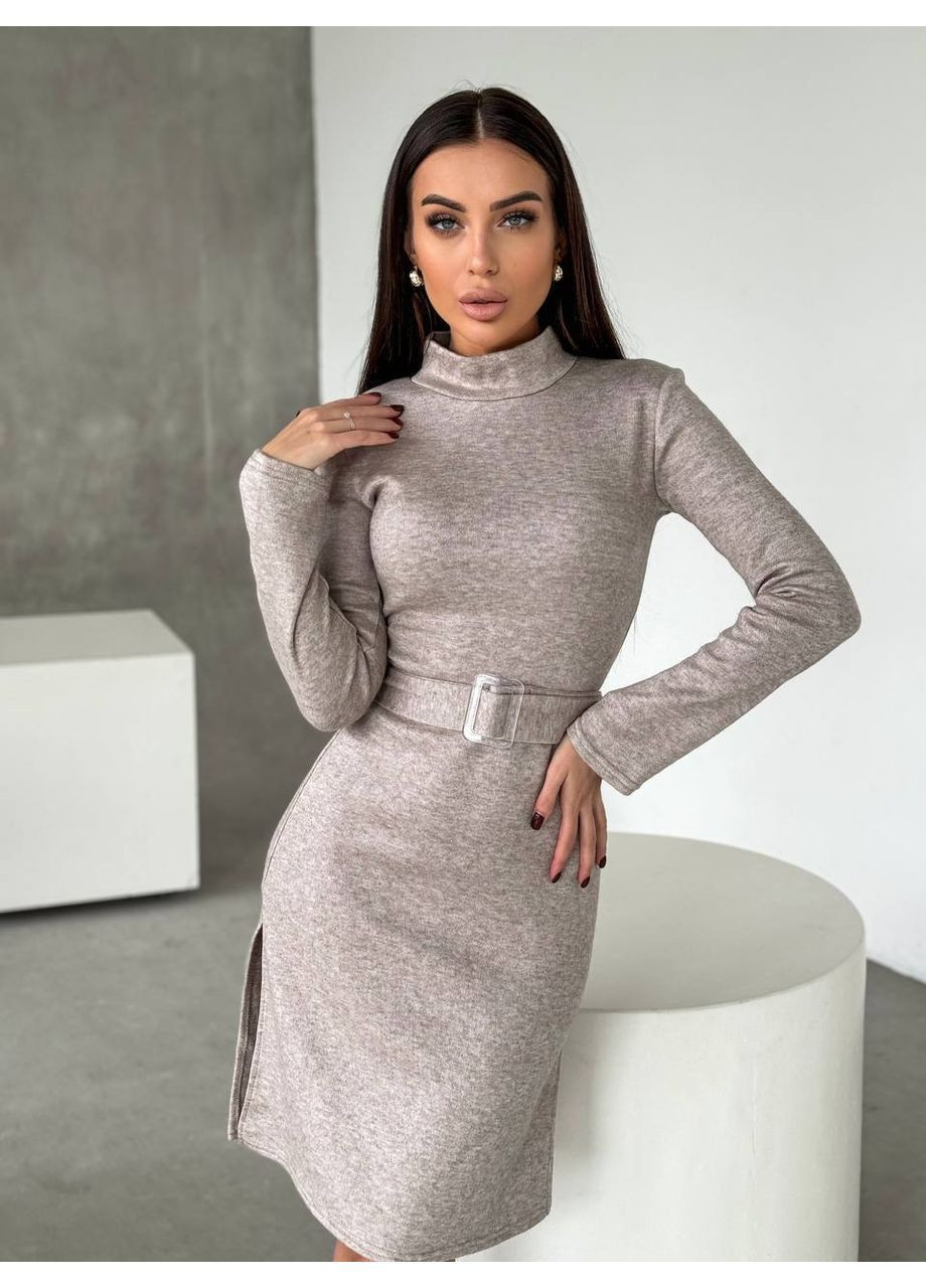 Бежевое женское платье из ангоры Osoblyva