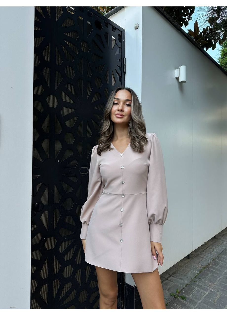 Бежевое вечернее, деловое, кэжуал, повседневный женское платье колокол No Brand однотонное