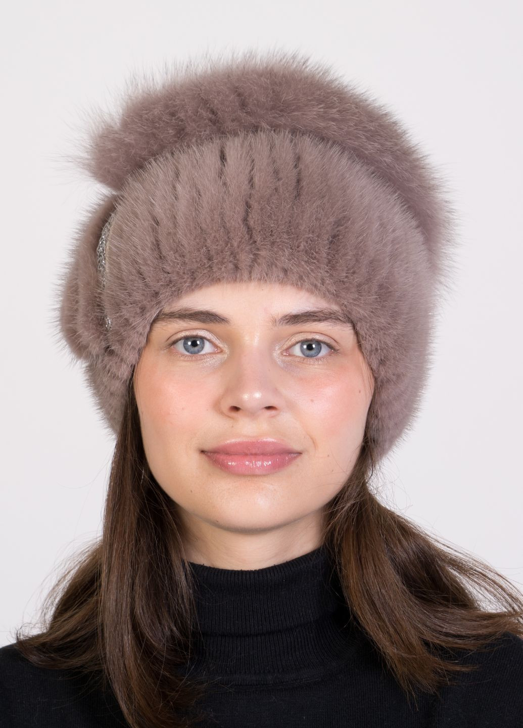 Женская меховая норковая шапка на вязаной основе с помпоном из меха песца Меховой Стиль Спираль (297393359)