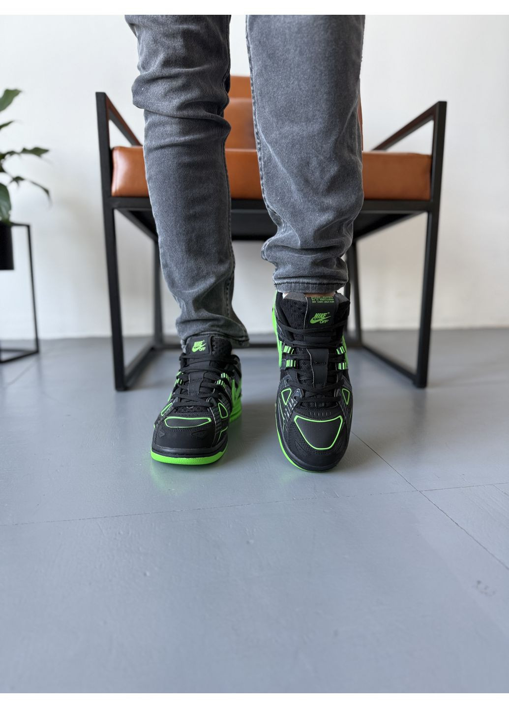 Серые демисезонные кроссовки мужские nike air rubber dunk green strike x off-white найк аир No Brand