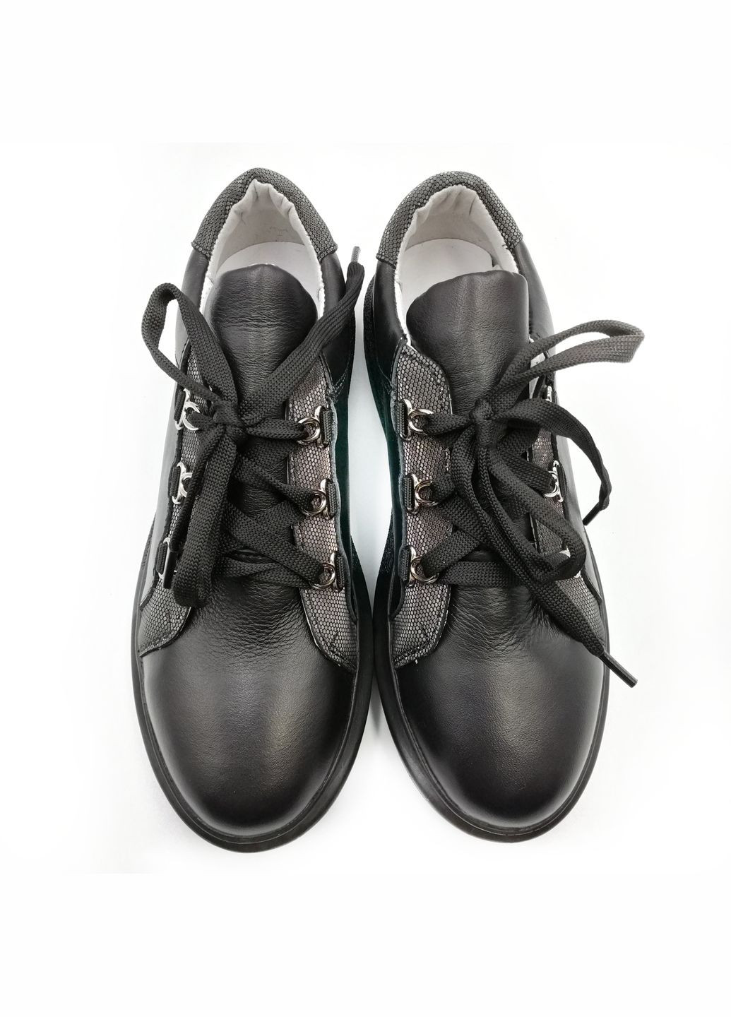 Черные зимние черевики Maxus