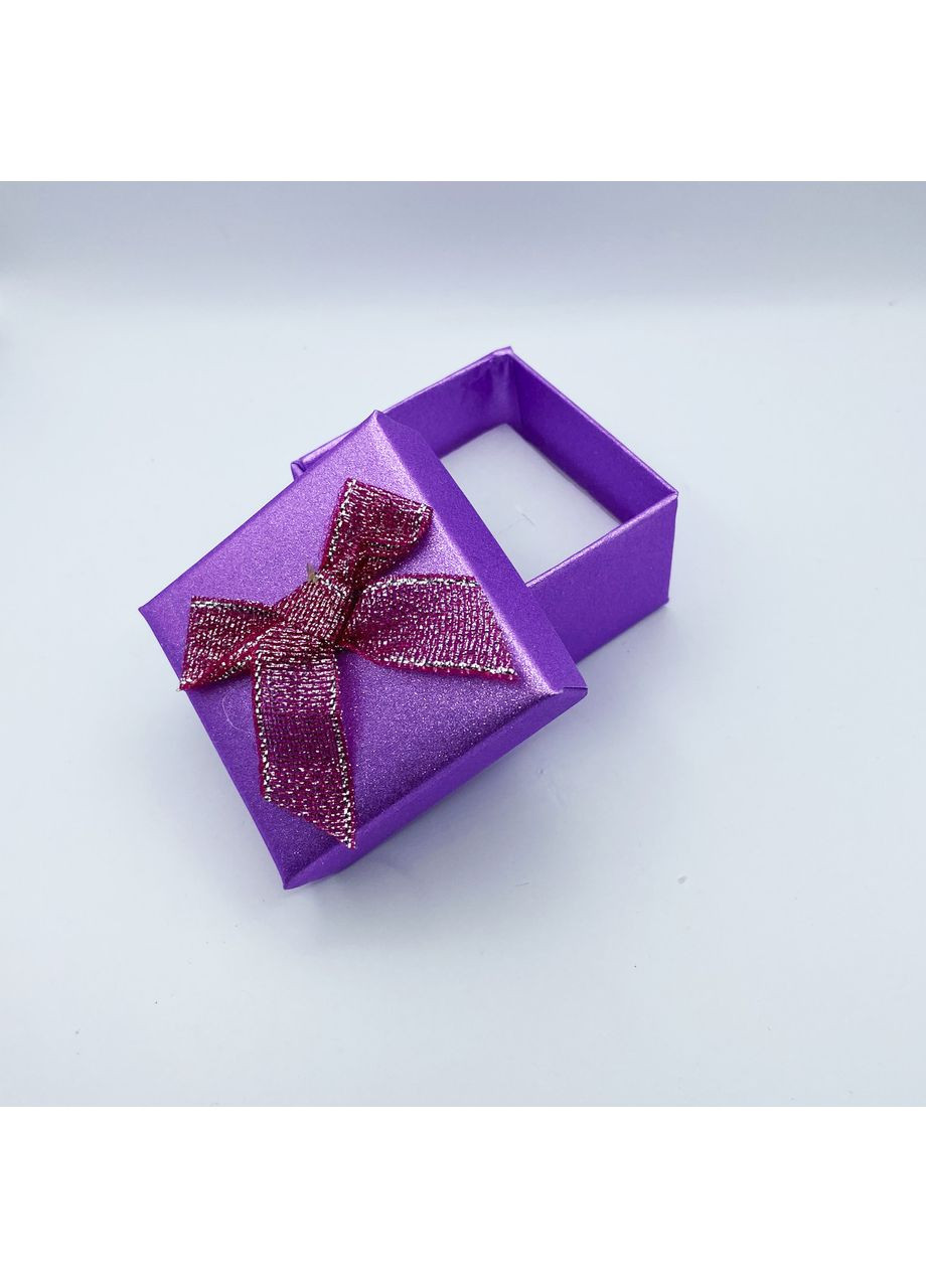 Коробочка для прикрас під каблучку,кулон або сережки квадратна срібляста No Brand (369737683)