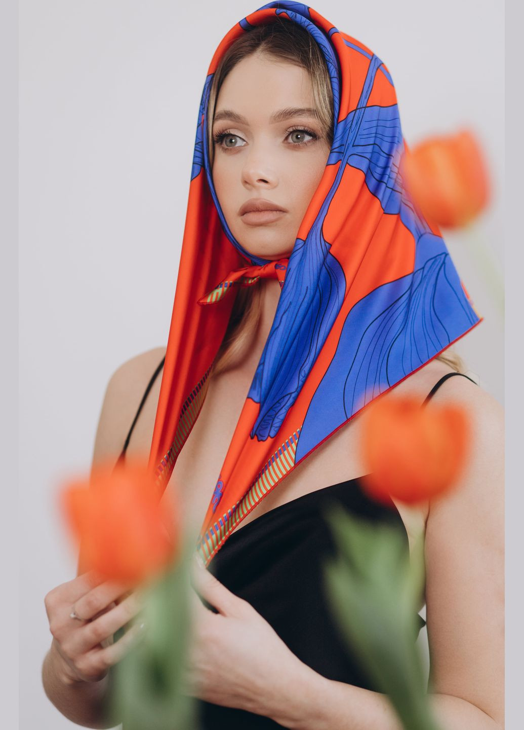 Шовкова хустка «Безтурботні тюльпани» 55х55 см різнокольоровий Shpalta (334016494)