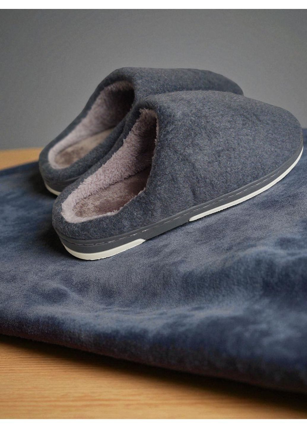 Серые теплые комнатные тапочки winter indoor home р. (38 eur) 24см серый (7831) FS