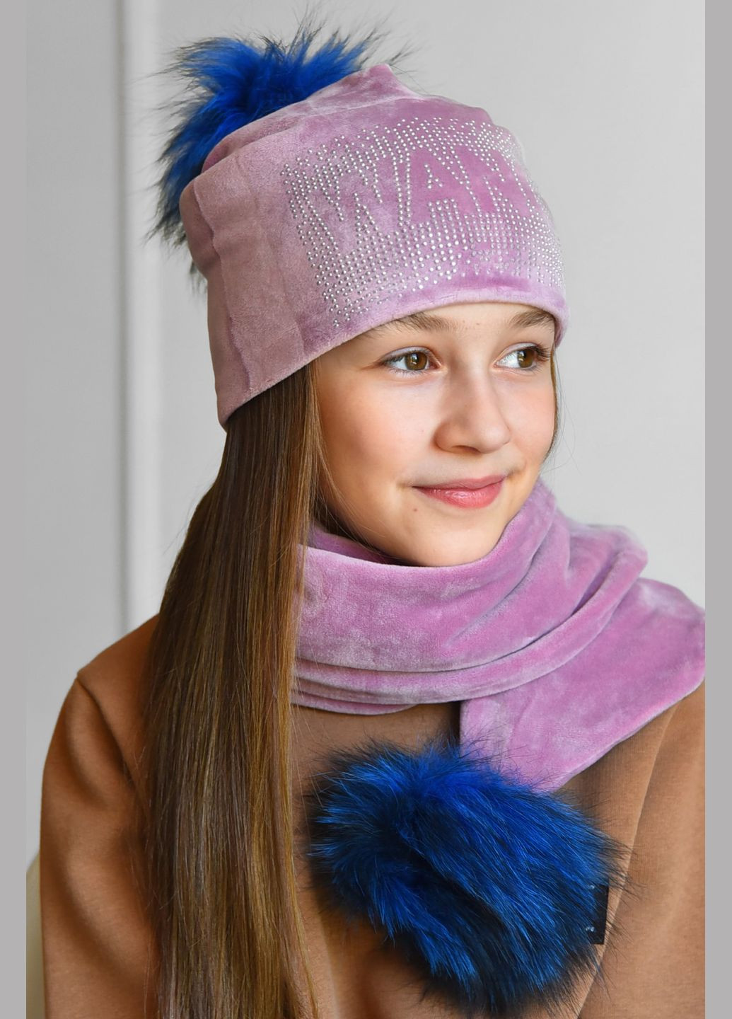 Набір шапка+шарф підлітковий для дівчинки велюровий рожевого кольору Let's Shop (308202427)