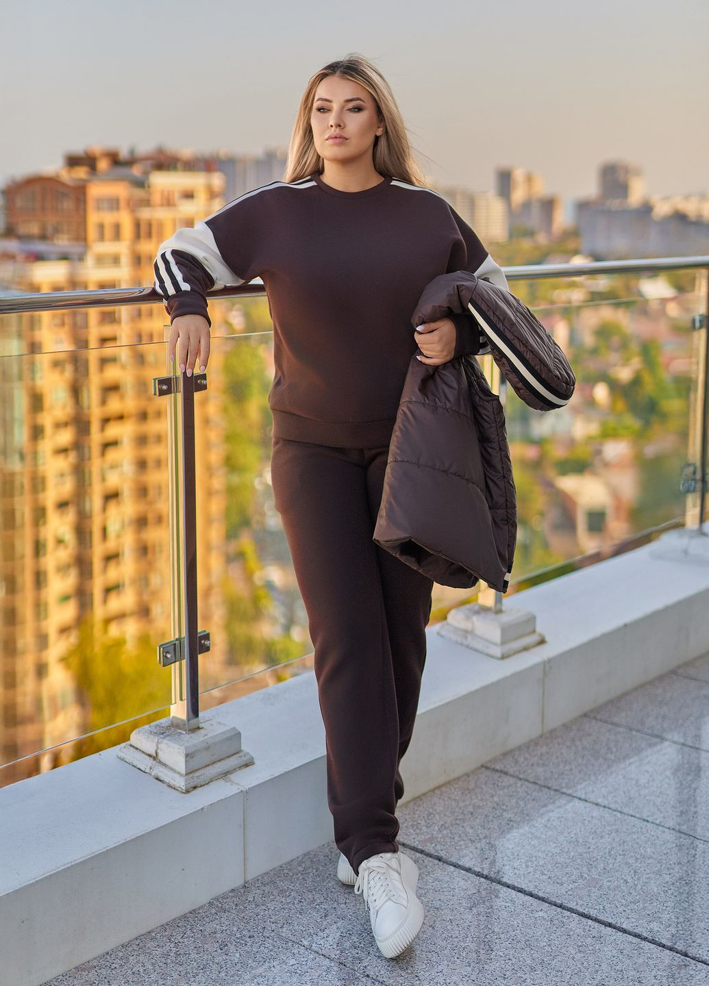 Спортивний костюм трійка жіночий оверсайз з флісу (жилетка + світшот + штани) No Brand (365701178)