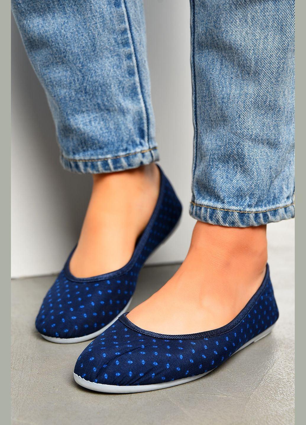 Женские балетки женские темно-синего цвета текстиль Let's Shop | тёмно-синие геометрические без декора текстиль (315913374)