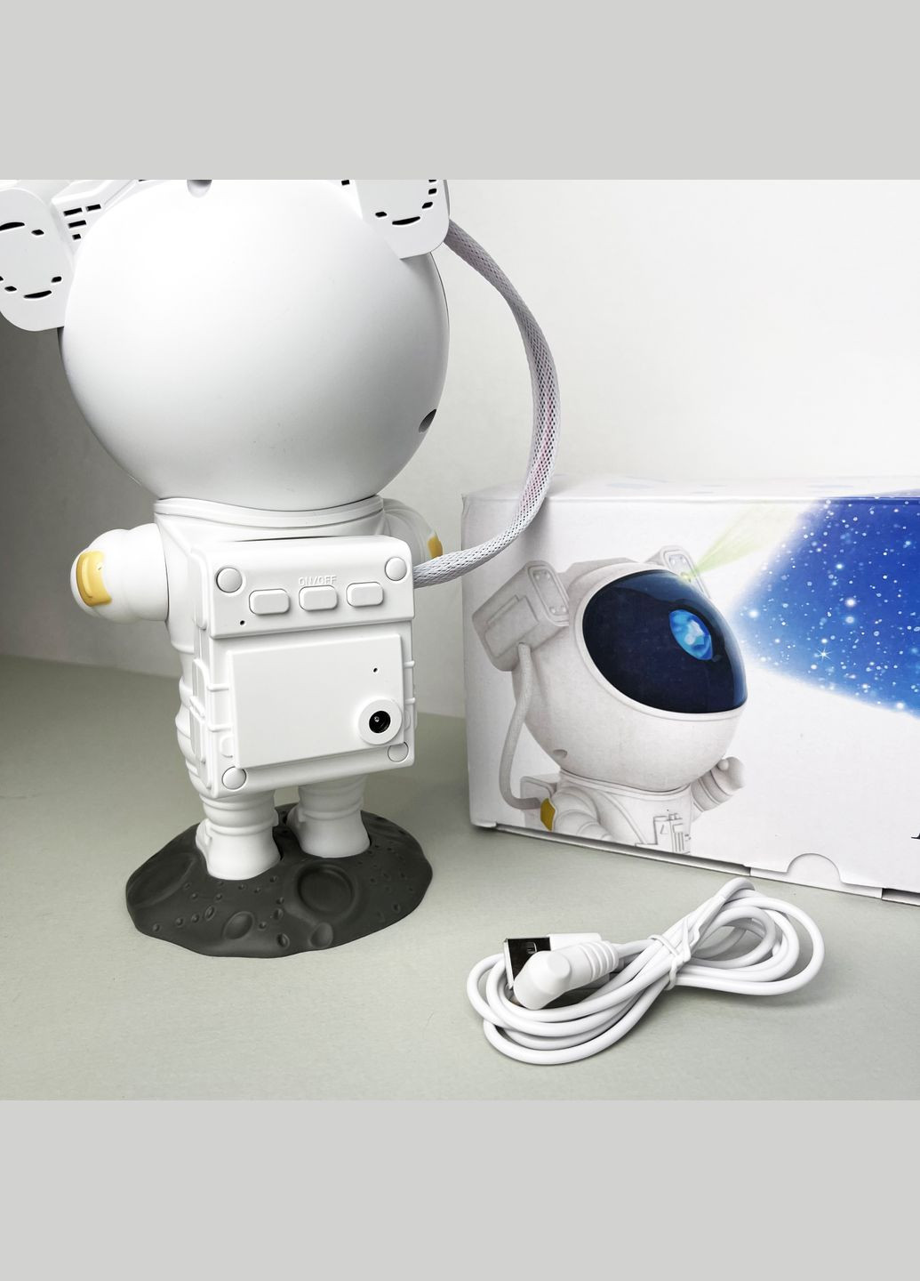 Светильник-проектор Астронавт Starry Sky RGB + пульт No Brand (328387557)