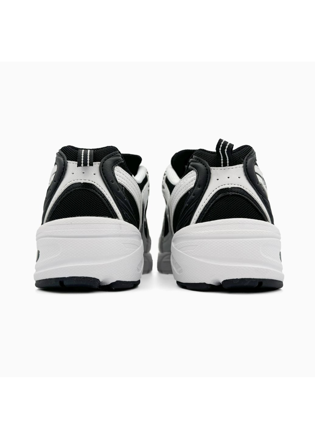 КРОСІВКИ ЖІНОЧІ NEW BALANCE 530 BLACK / WHITE НЬЮ БЕЛАНС 530 No Brand чорні демісезони (367172133)