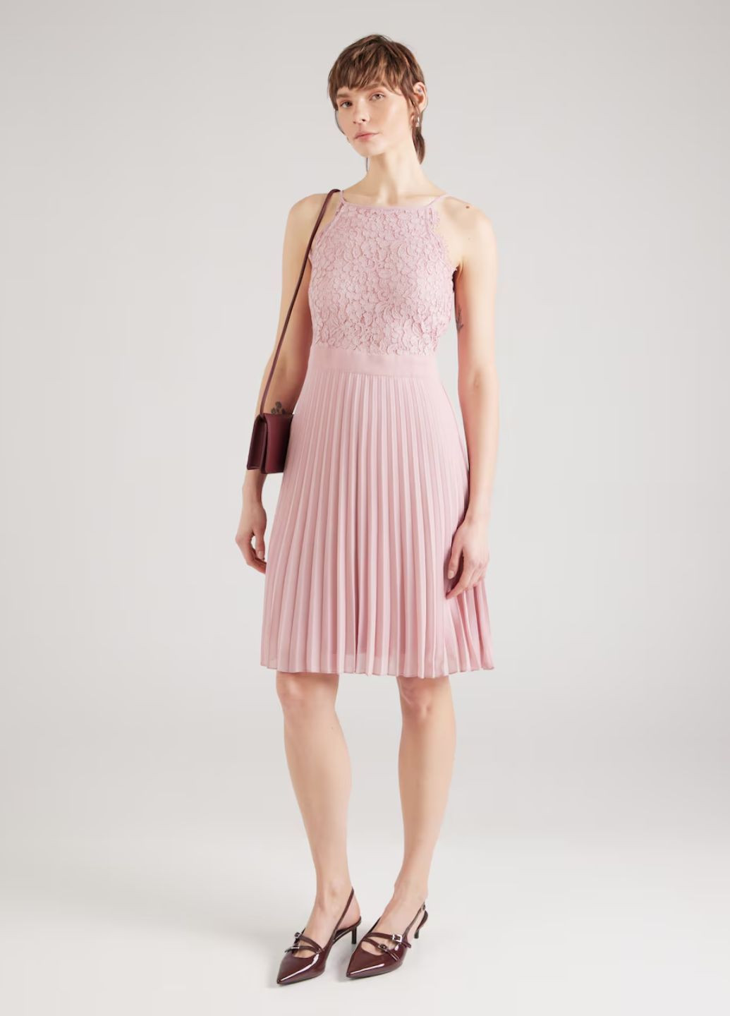 Рожева повсякденний жіноча сукня з мереживним верхом і спідницею плісированою About You однотонна