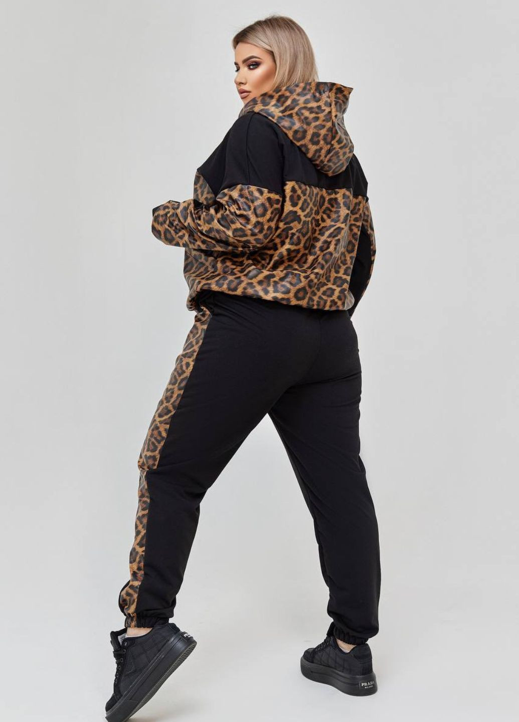 Женский прогулочный костюм леопард No Brand (290011529)