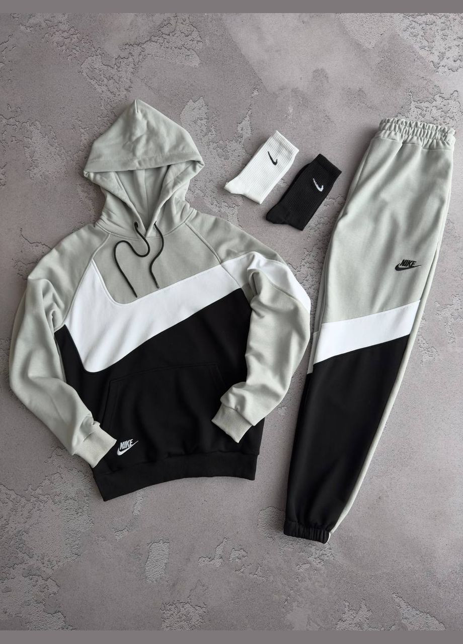 Костюм: худі-штани 2 пари шкарпеток у подарунок! No Brand (322873965)