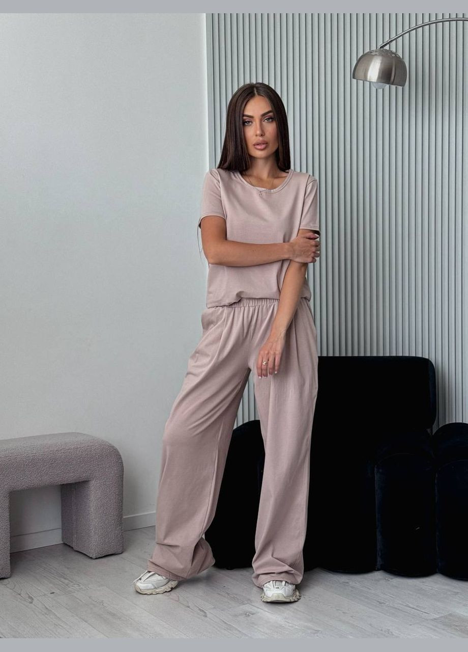 Жіночий костюм однотонний Style Point (341695273)