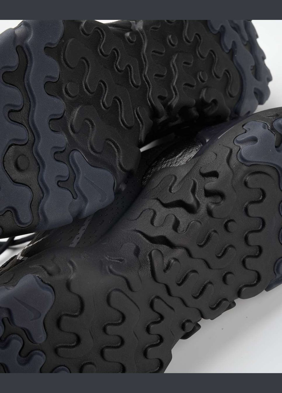 Черные всесезонные кроссовки мужские react vision cd4373-004 весна-лето текстиль сетка черные Nike