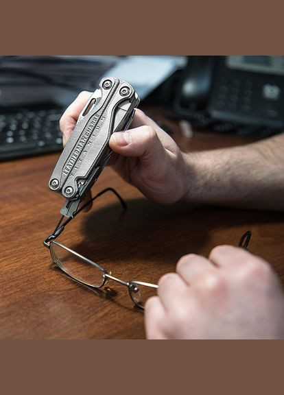 Мультитул Charge TTi Plus 19 Инструментов с Чохлом (832528) Leatherman (342967095)