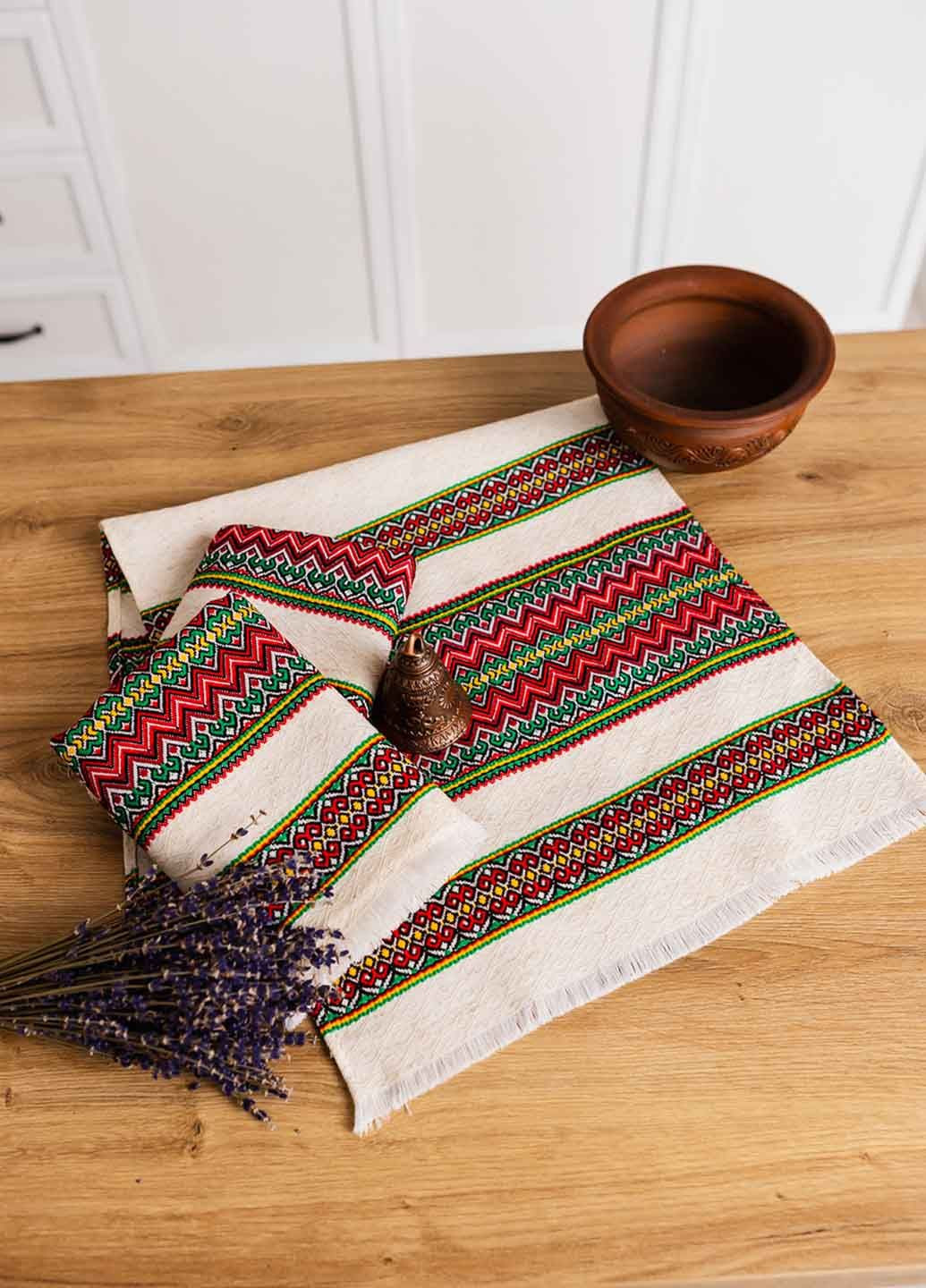 Полотенце вышитое с украинским орнаментом 75х35см (рнд11135) Homedec орнамент комбинированный