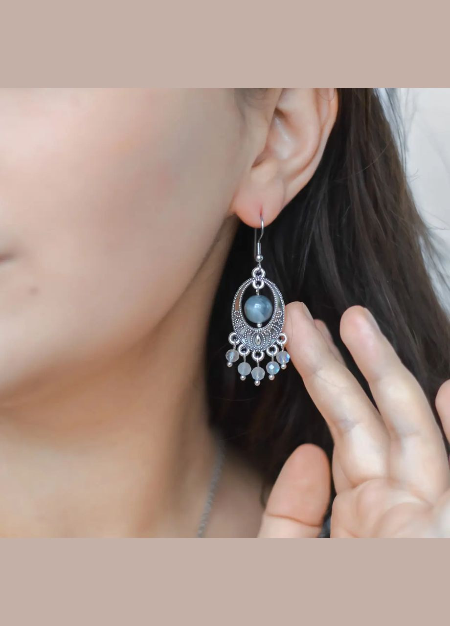 Серьги Ажурные натуральный камень Лабрадор d-10х4мм+- фур-ра цвет сталь L-55мм No Brand Підвіски (316324022)