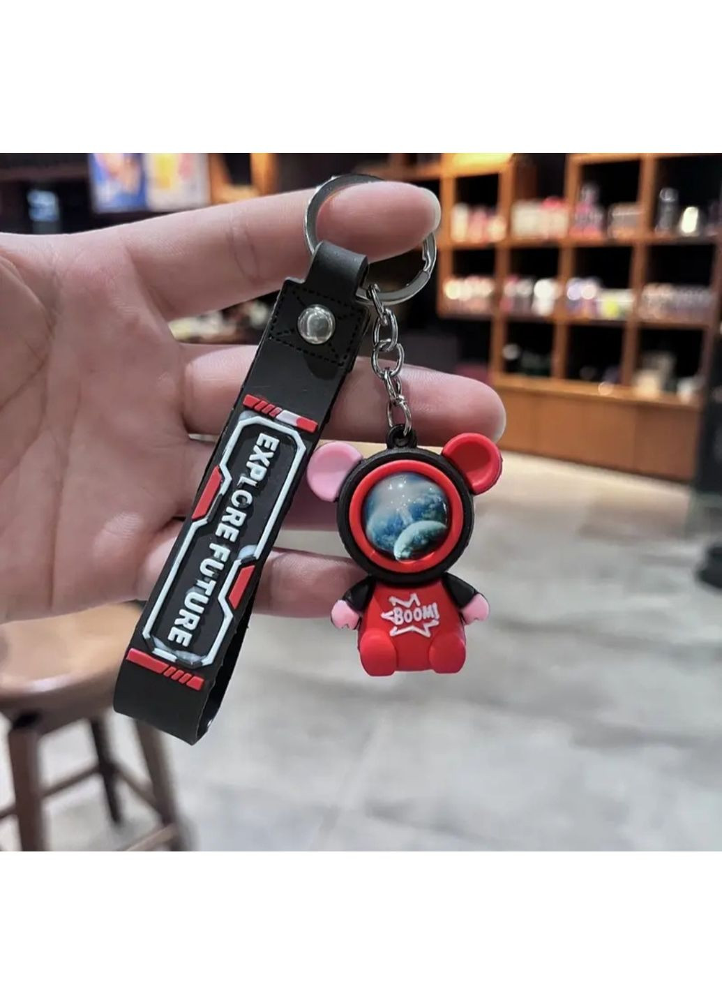 Брелок-іграшка «Космічний ведмедик BOOM!» з підвіскою Explore Future Червоний No Brand (355794584)
