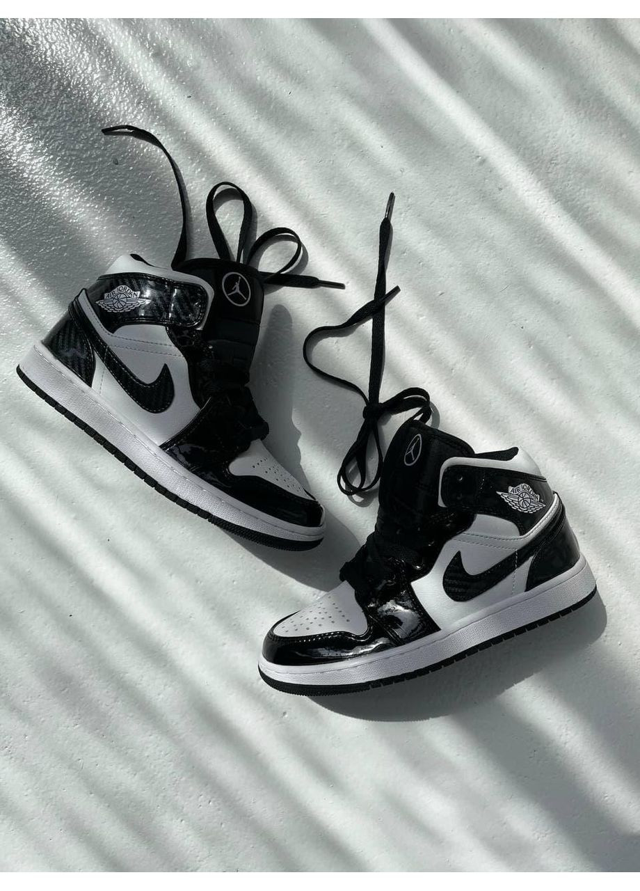 Білі Осінні кросівки чоловічі nike air jordan 1 retro high carbone fiber найк аір джордан No Brand