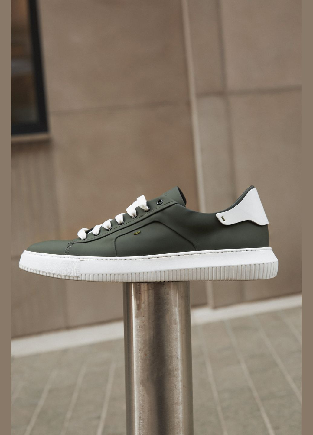 Зеленые кеды низкие, цвет зеленый Estro