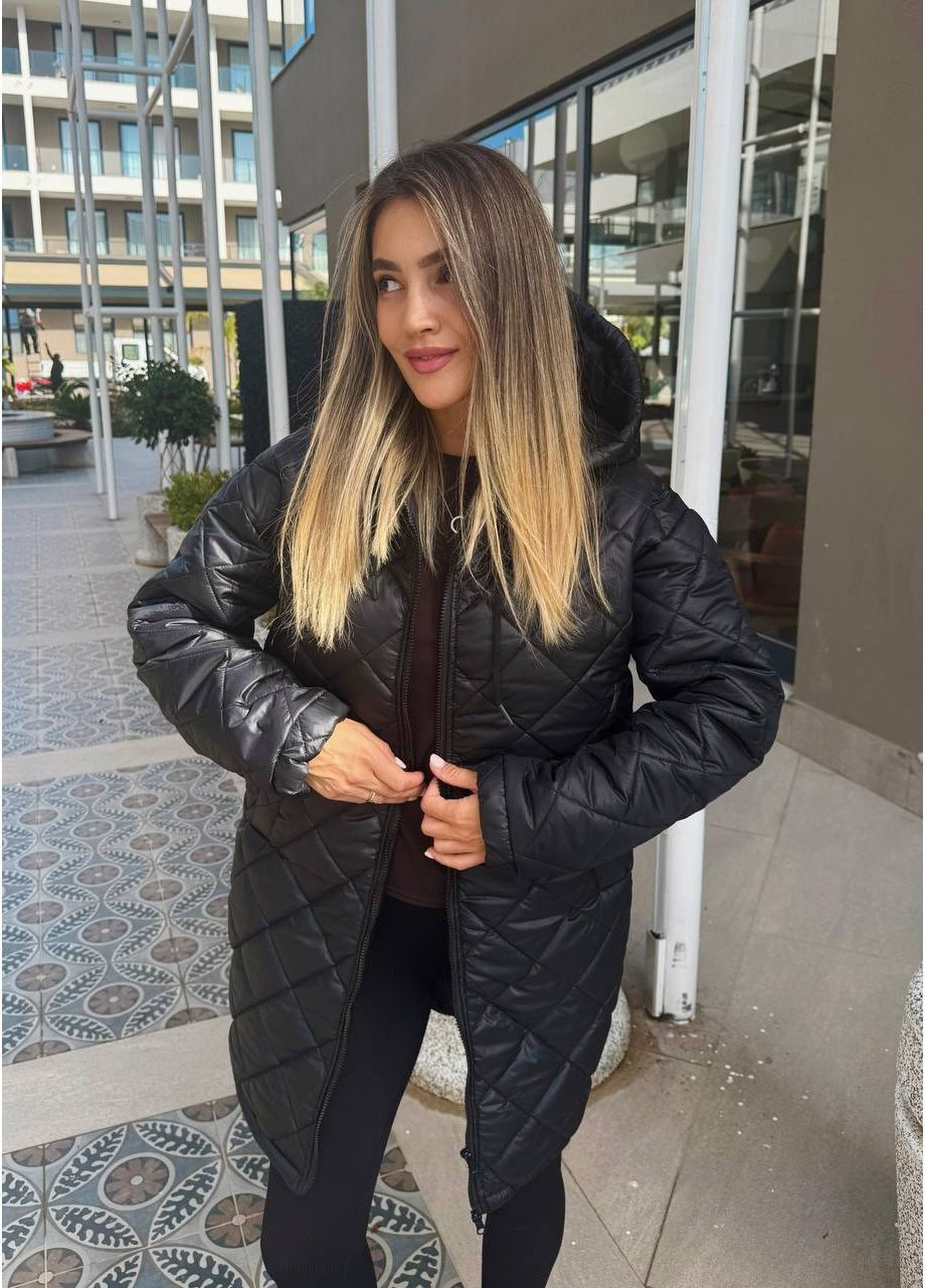 Чорна зимня куртка 2015 зимова стьобана плащівка,силікон 200,з капюшоном на блискавці Україна