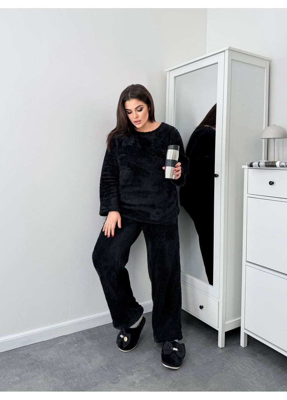 Черная теплая махровая пижама Osoblyva