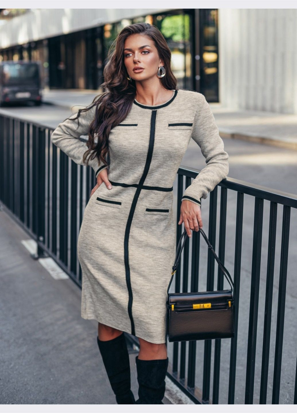 Бежева ділова бежева сукня із в'язаного меланжевого трикотажу футляр Dressa однотонна