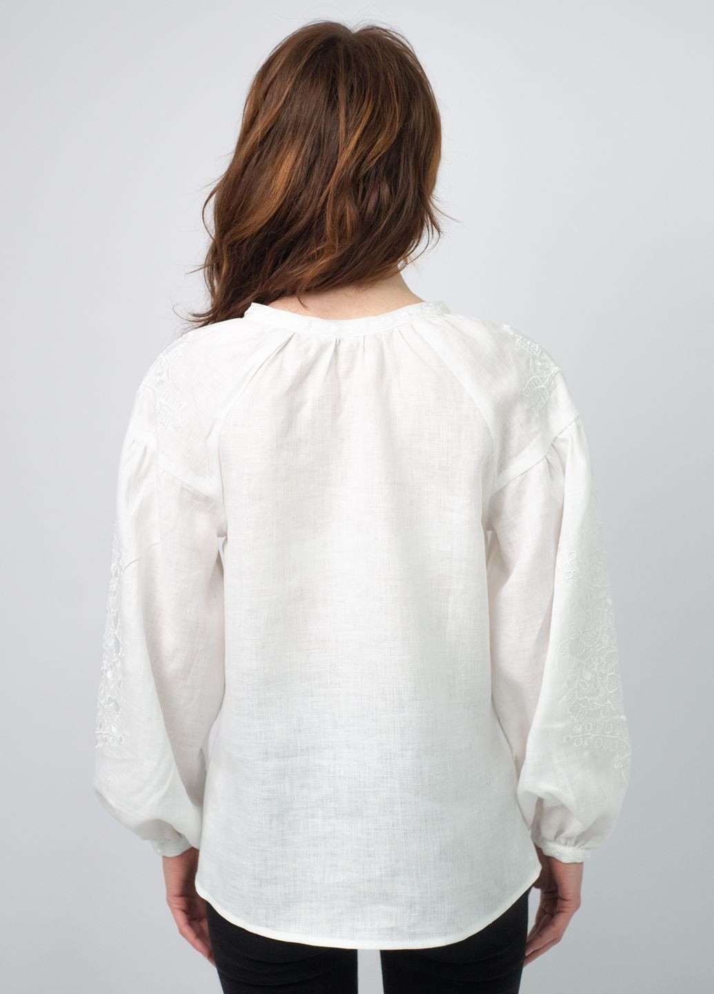 Белая вышиванка женская из льна BeART узор цветочный свободная лен (322874217)