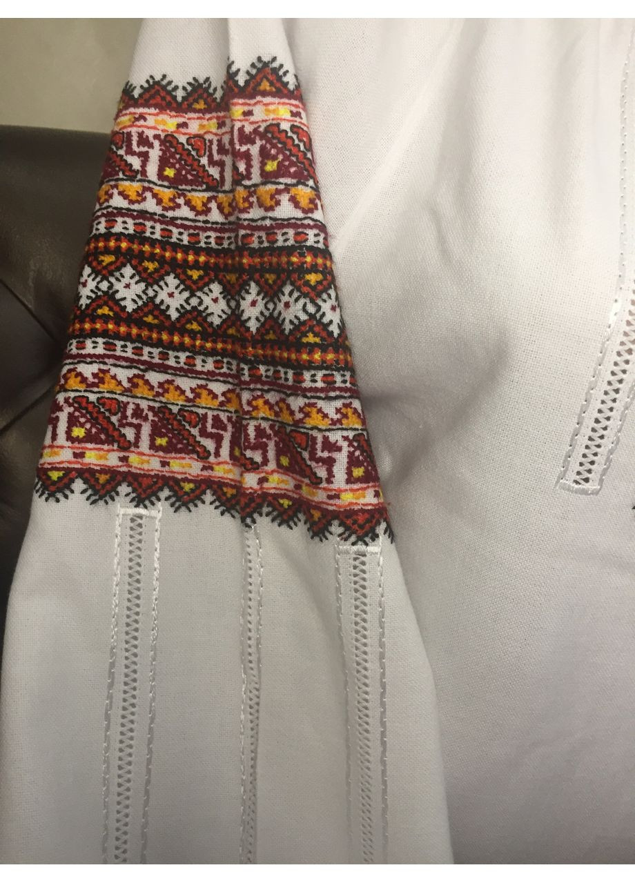 Біла стильна гуцульська вишиванка на білому полотні ж-1001. s (371907646)