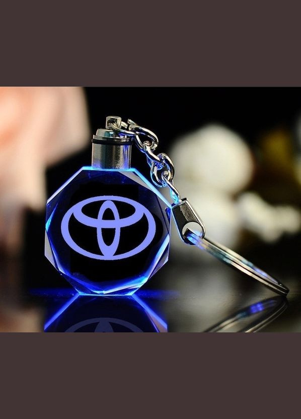 Брелок автомобільний на ключі ТoЙОТА авто брелок з логотипом Toyota з підсвіткою (2324211) GF (316093790)