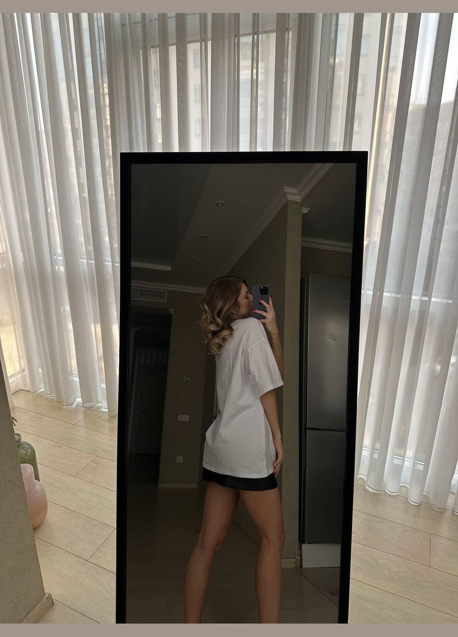 Шикарна біла oversize футболка з якісного куліра з накатом котика з келихом вина, приємна до тіла повсякденна футболка No Brand 308-1 - (291622344)