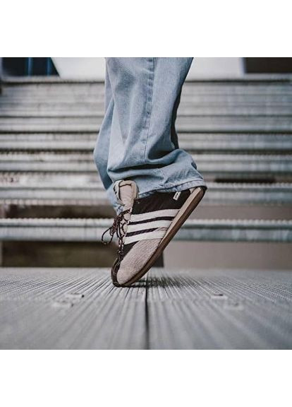 Бежевые демисезонные кроссовки мужские adidas original country og low trainers адидас No Brand