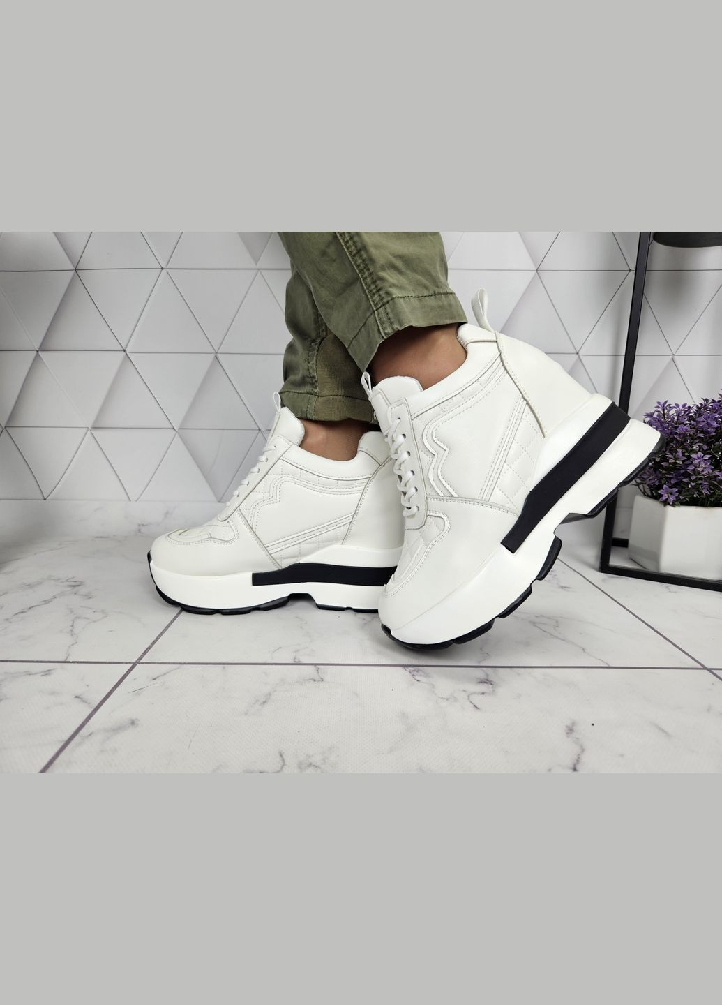 Снікерси демісезон на танкетці з платформою білі No Brand білі (322650773)