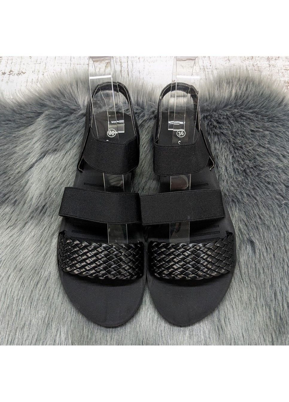 Босоніжки жіночі на низькому ходу ABA (332018030)