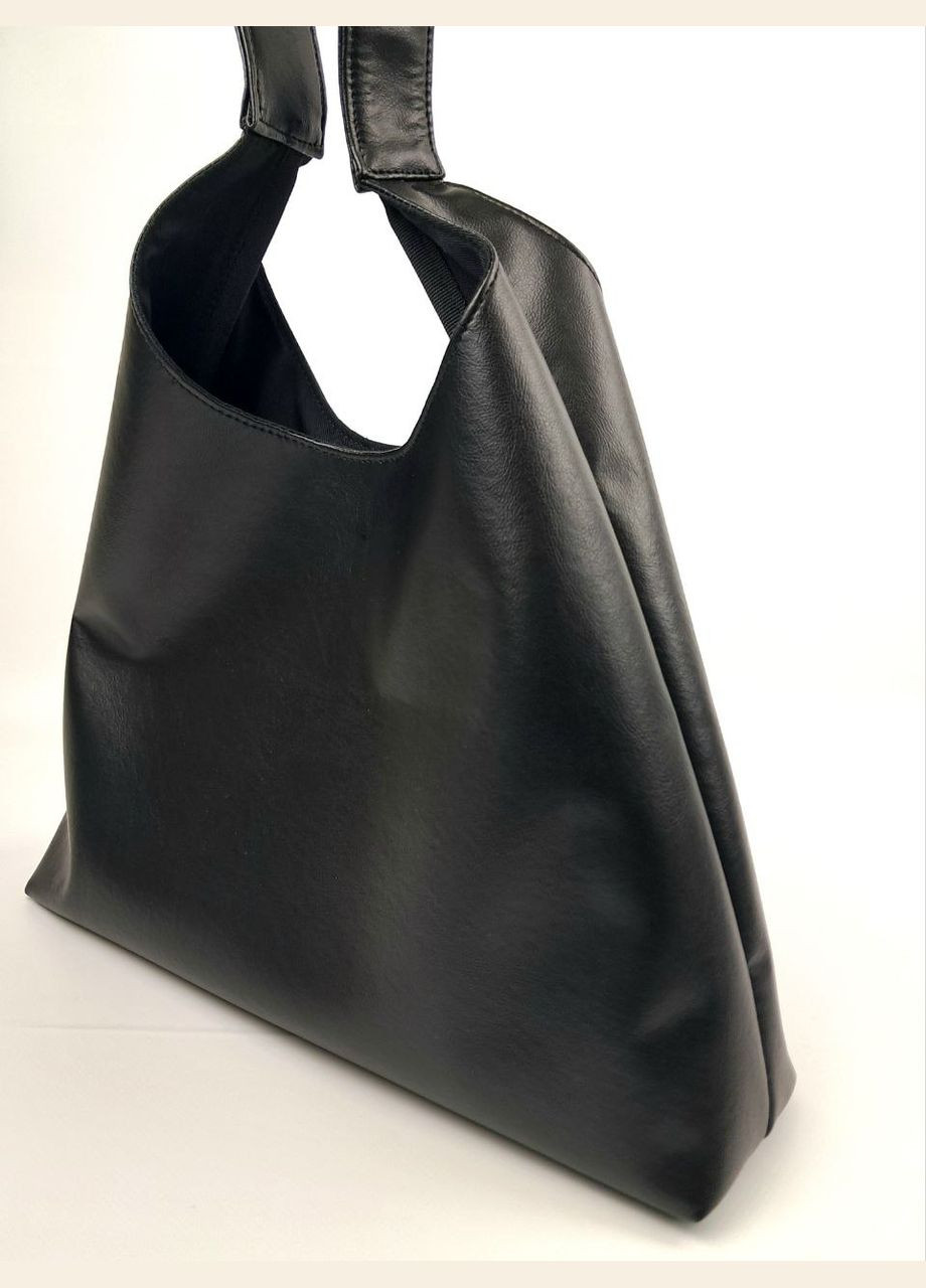 Сумка женская экокожа чорная легкая удобная на плече No Brand (328288218)