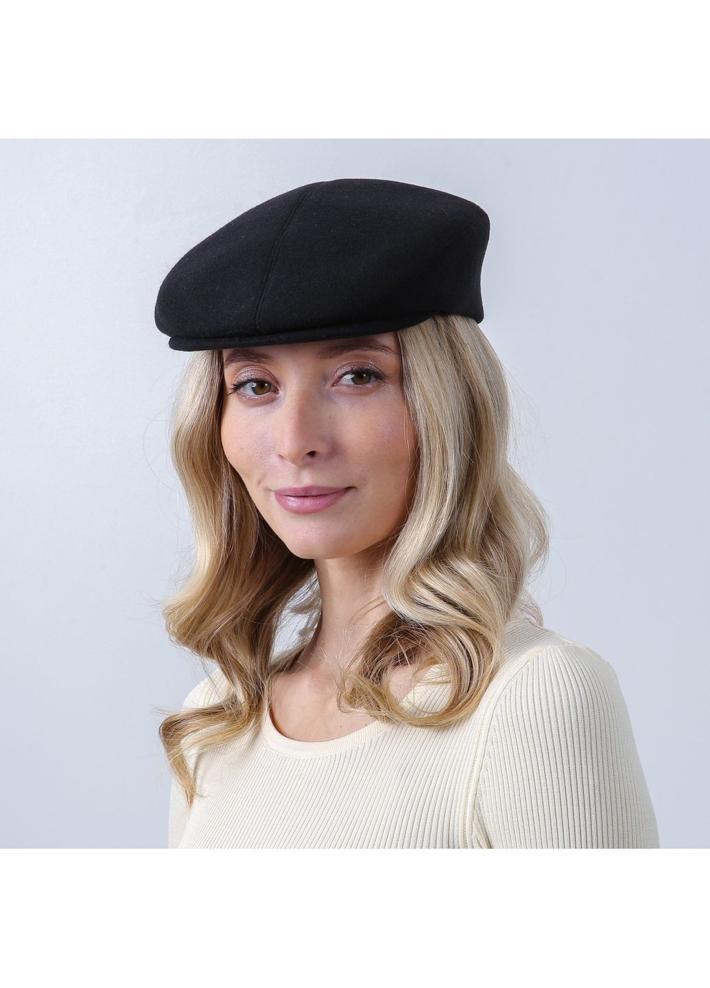 Кепка реглан жіноча вовна чорна ГРЕЙС LuckyLOOK 929-906 (362556405)