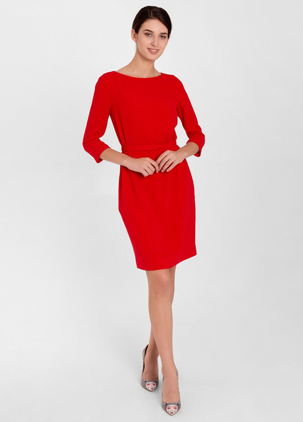 Красное деловое красное деловое платье до колена футляр Nai Lu-na by Anastasiia Ivanova однотонное