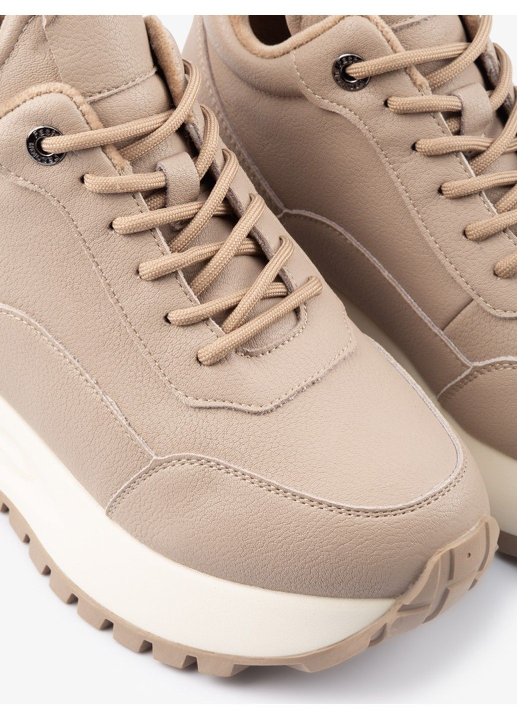 Осенние женские ботинки на низком ходу 1100879 Lifexpert