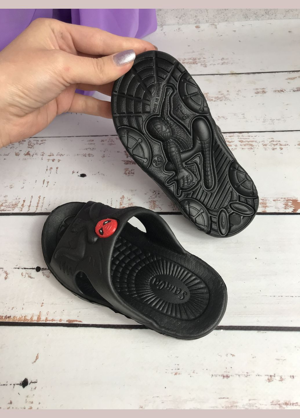 Черные повседневные, домашние, пляжные шлепанцы сланцы детские для мальчиков черный (152) Sanlin