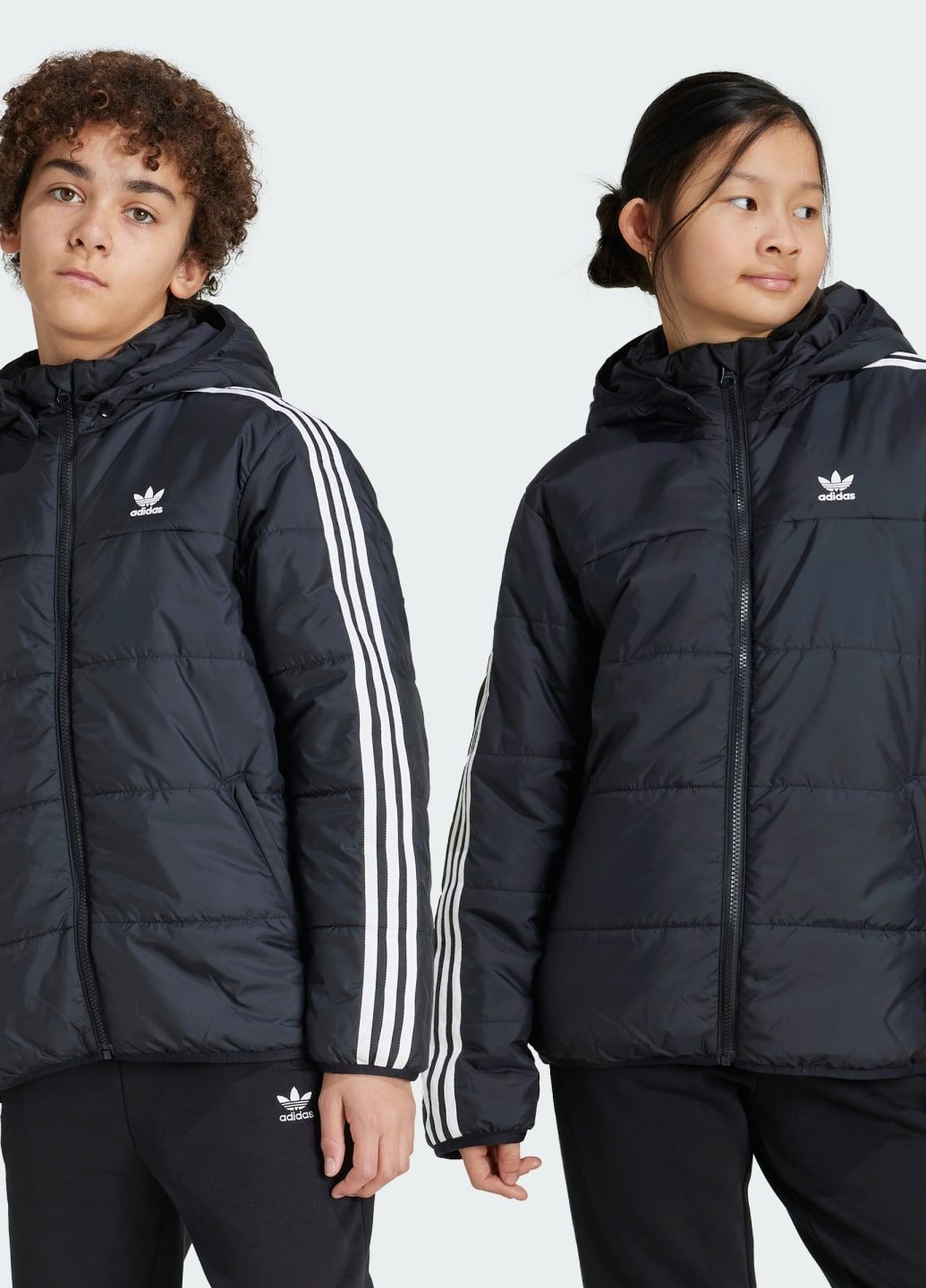 Чорна демісезонна куртка adicolor kids adidas