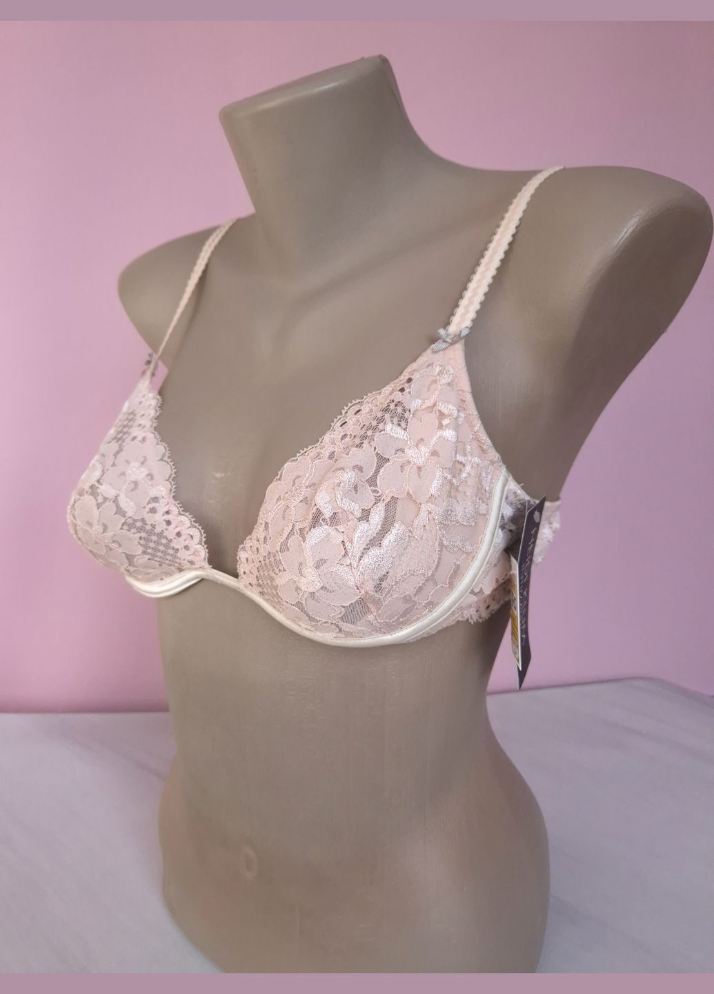 Світло-рожевий бралетт бюстгальтер жіночий мереживний intimates Heidi Klum з кісточками поліамід