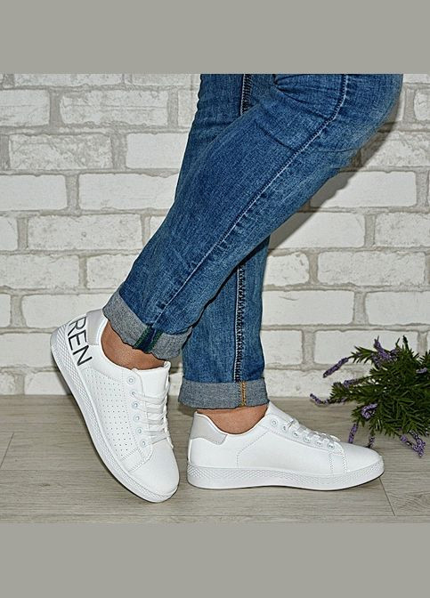 Белые демисезонные женские кроссовки Fashion