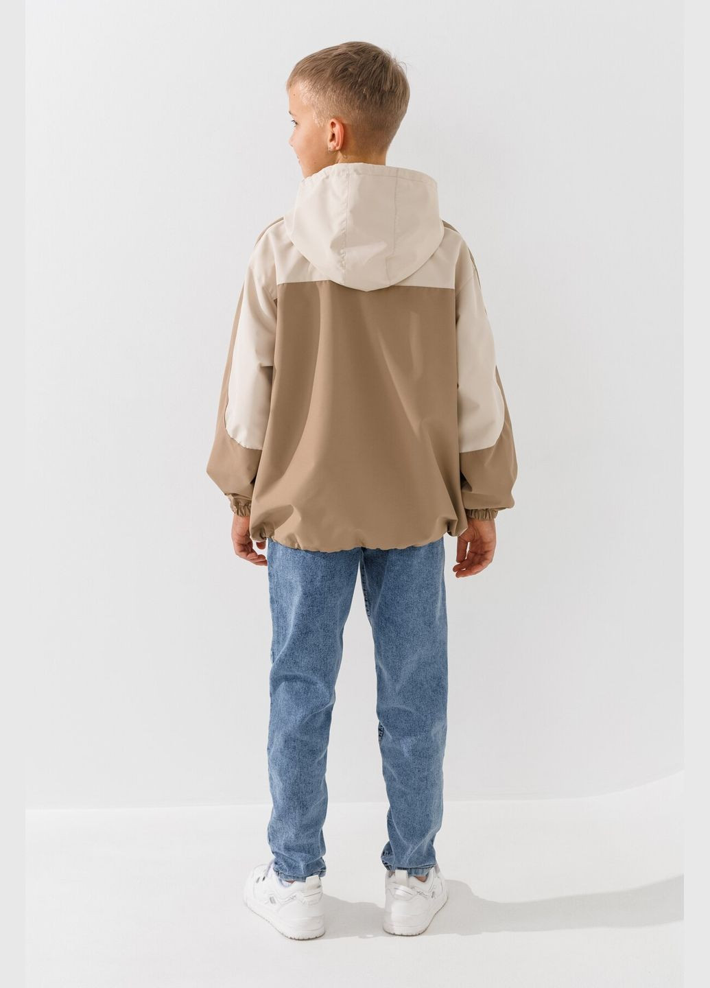 Бежевая демисезонная ветровка Dinomin