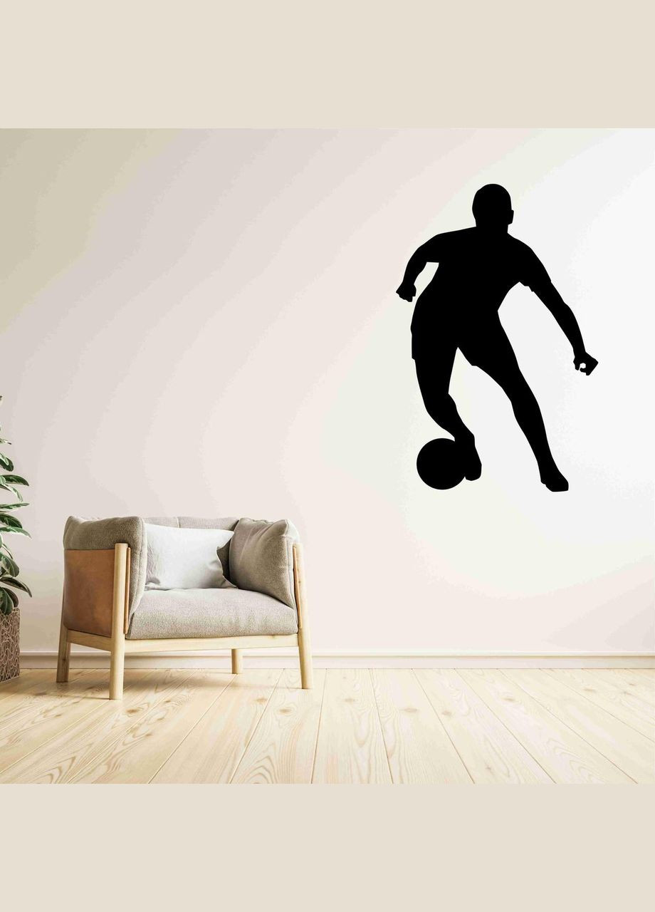 Вінілова інтер'єрна для хлопчика "Футбол. Футболіст веде м'яч" Кавун наклейка (316189677)
