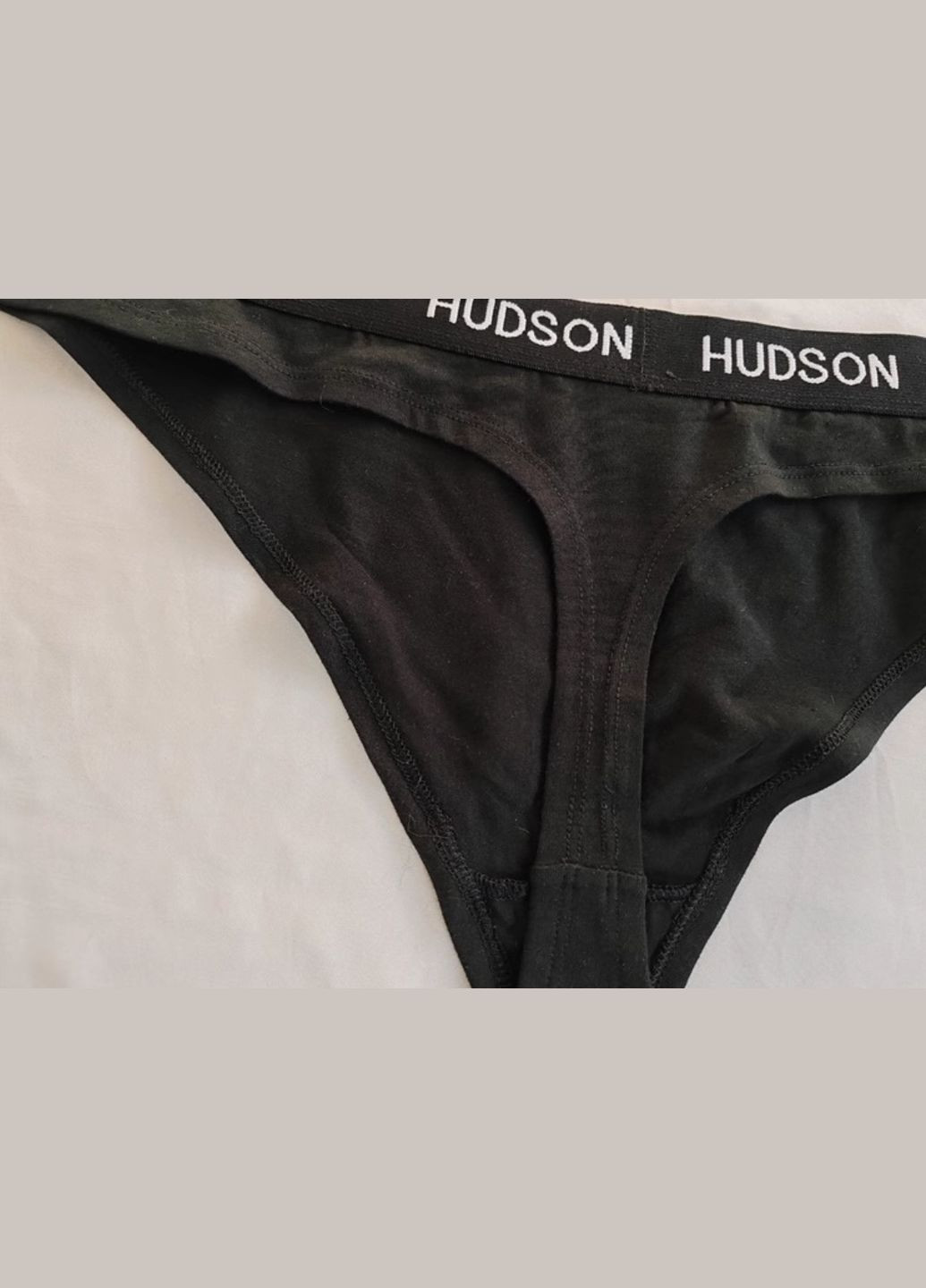 Хлопковые трусики-стринги черные Hudson (322872438)