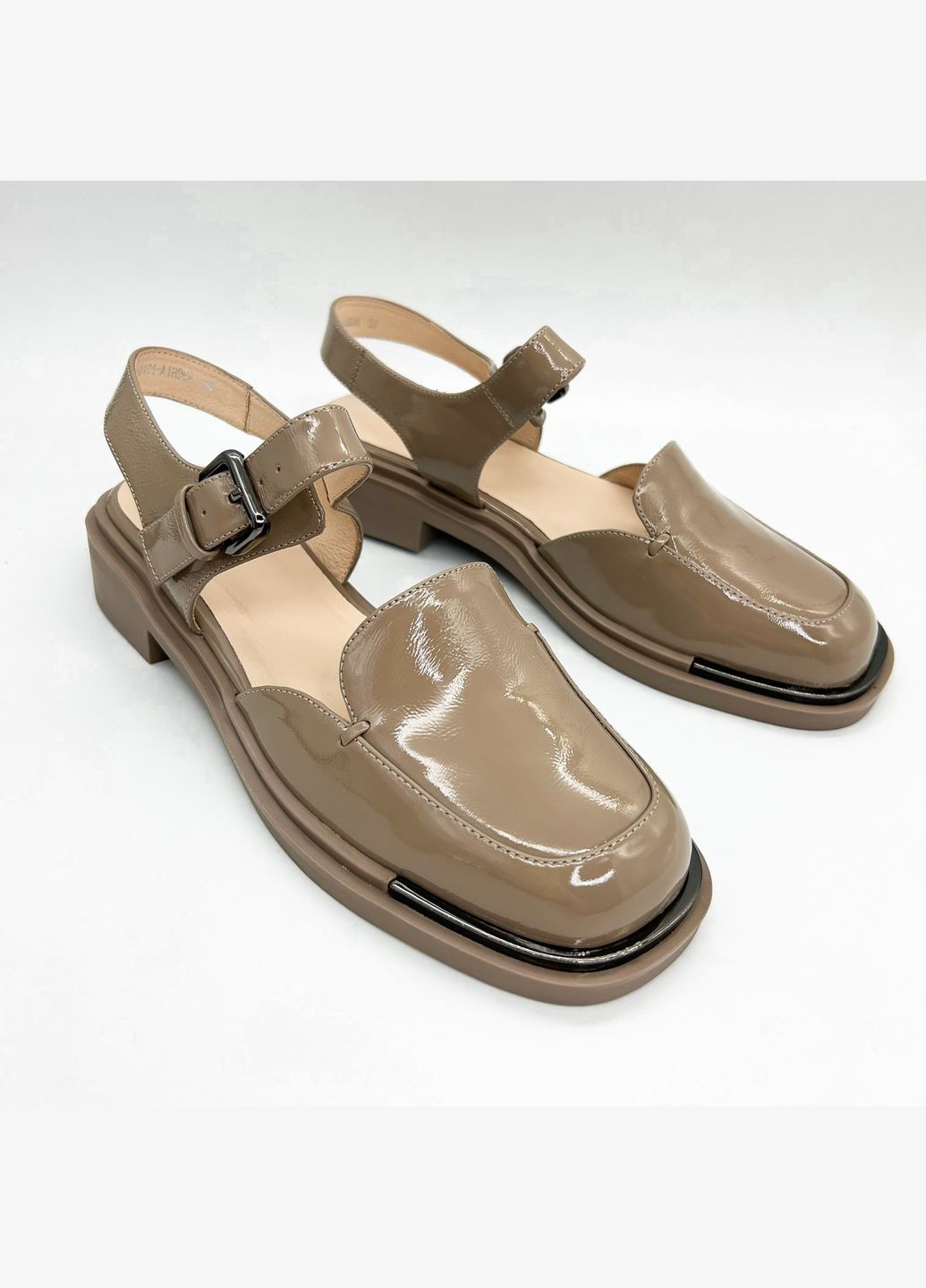 Коричневые босоножки (р) наплак 0-1-1-4c-2277d-0101-a-1896a Danler с ремешком